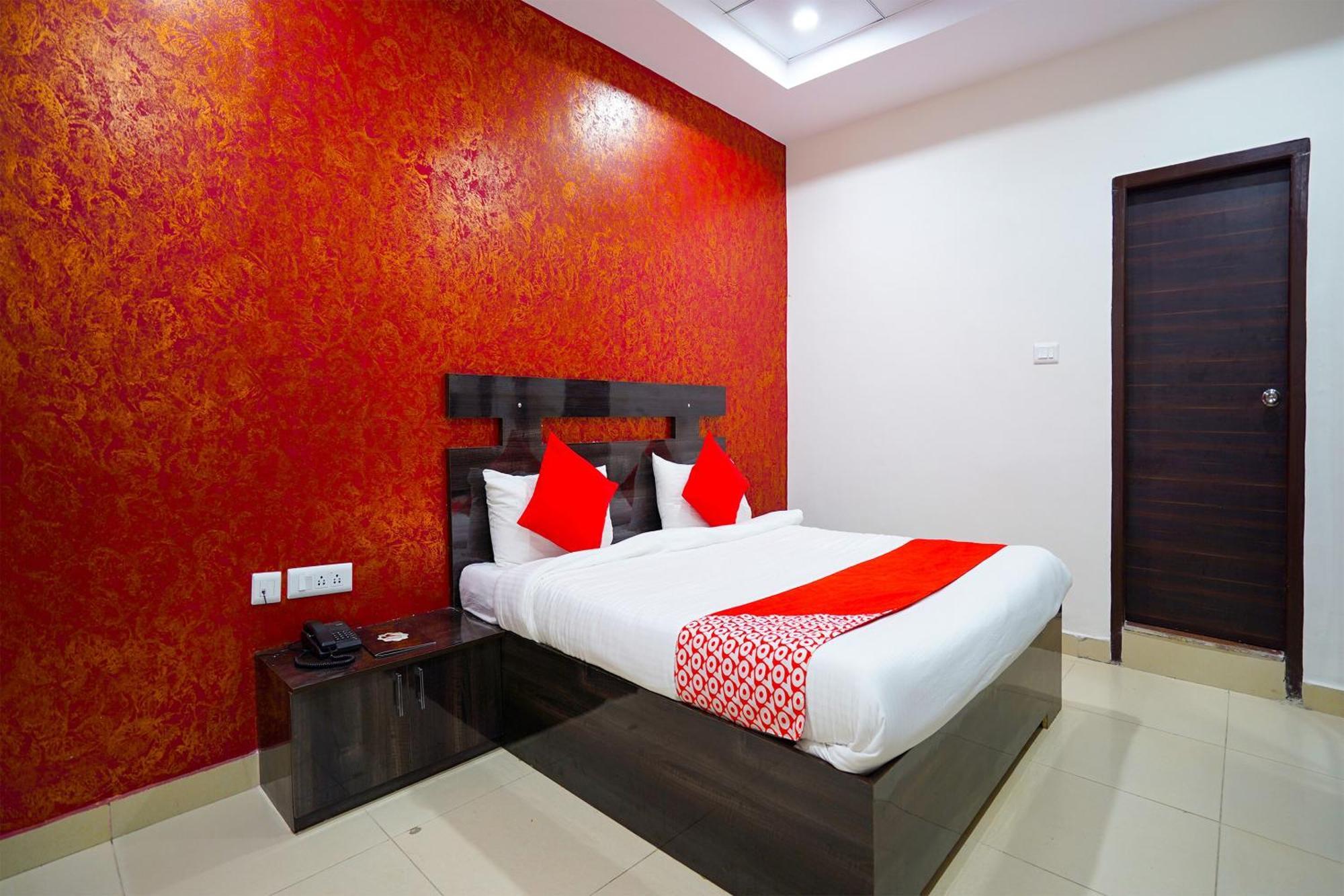 Hotel O H D Hotel Bhiwadi Экстерьер фото