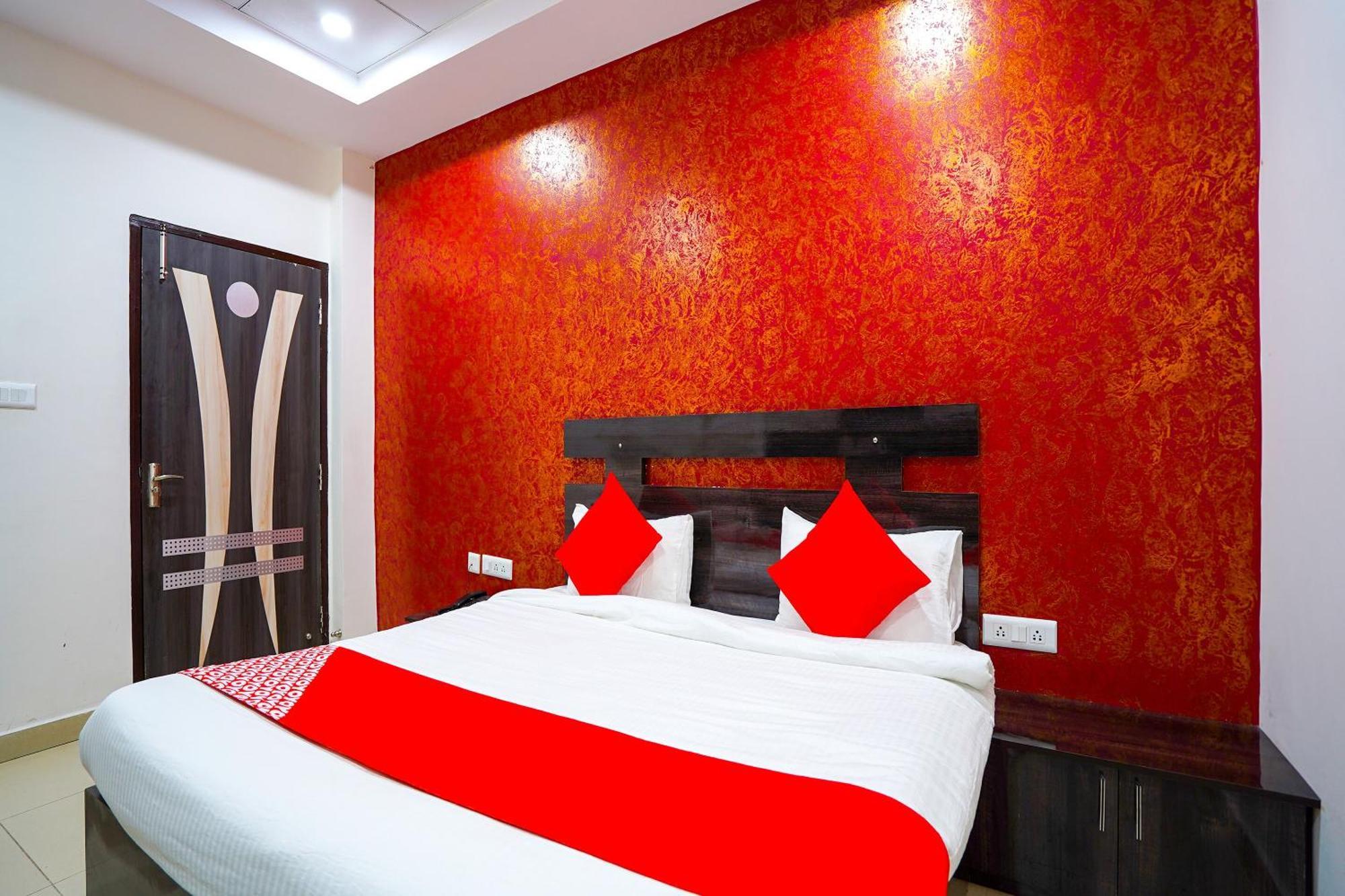 Hotel O H D Hotel Bhiwadi Экстерьер фото